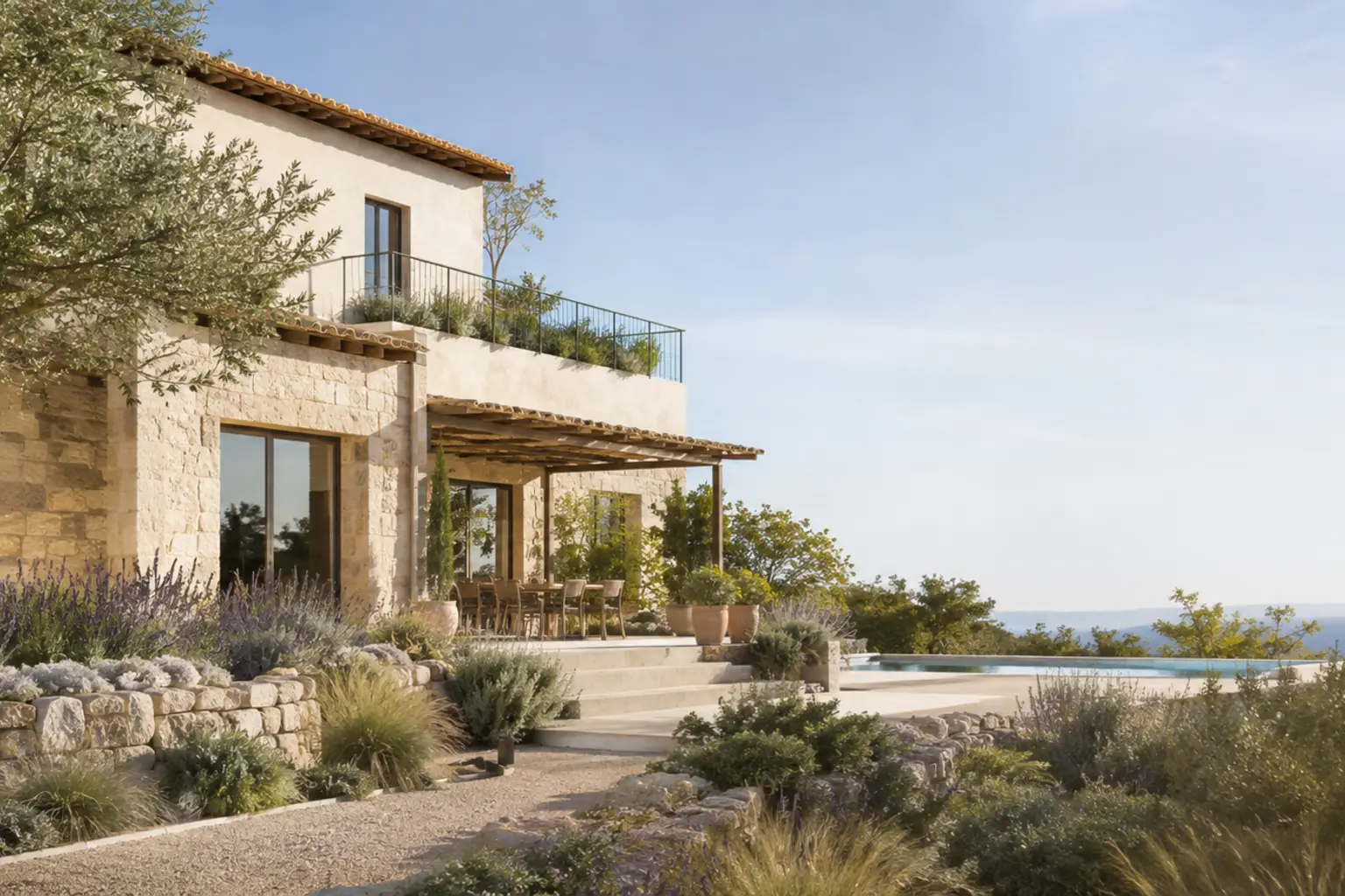 Villa méditerranéenne avec jardin et vue sur la mer